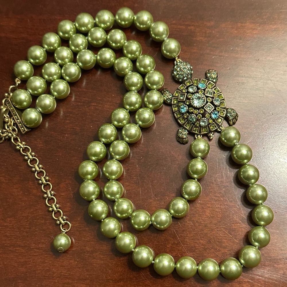 Gorgeous HEIDI DAUS Green TURTLE SWAROVSKI CRYSTAL STATEMENT Necklace NWOT